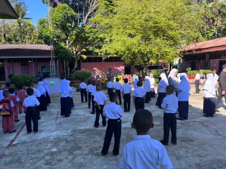 ปลูกฝังจิตสำนึกด้านวินัยจราจรและการใช้รถใช้ถนนอย่างปลอดภัย